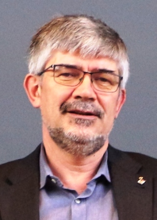 Agustí Colom, nuevo Socio de Honor de APAE