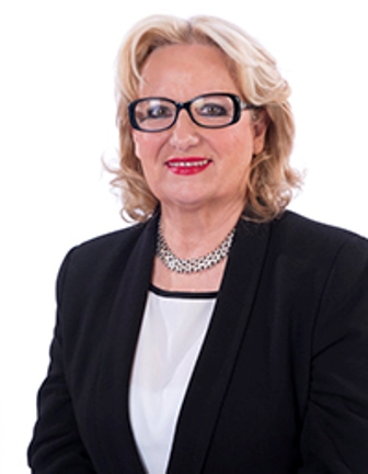Carmen Cazcarra, nueva Socia de Honor de APAE