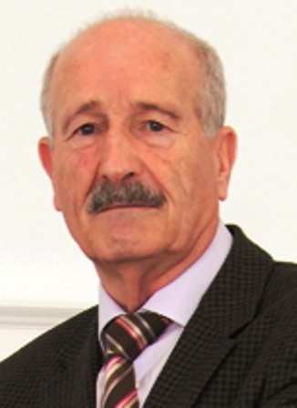 Doménec Espadalé, nuevo Socio de Honor de APAE
